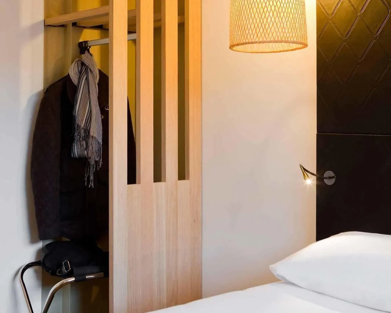 Ibis Styles Buttes Chaumont Hotel