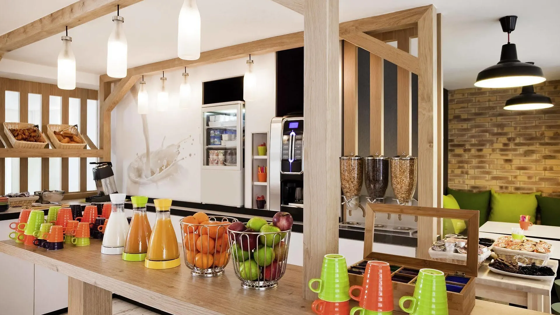 Ibis Styles Buttes Chaumont Hotel Paris
