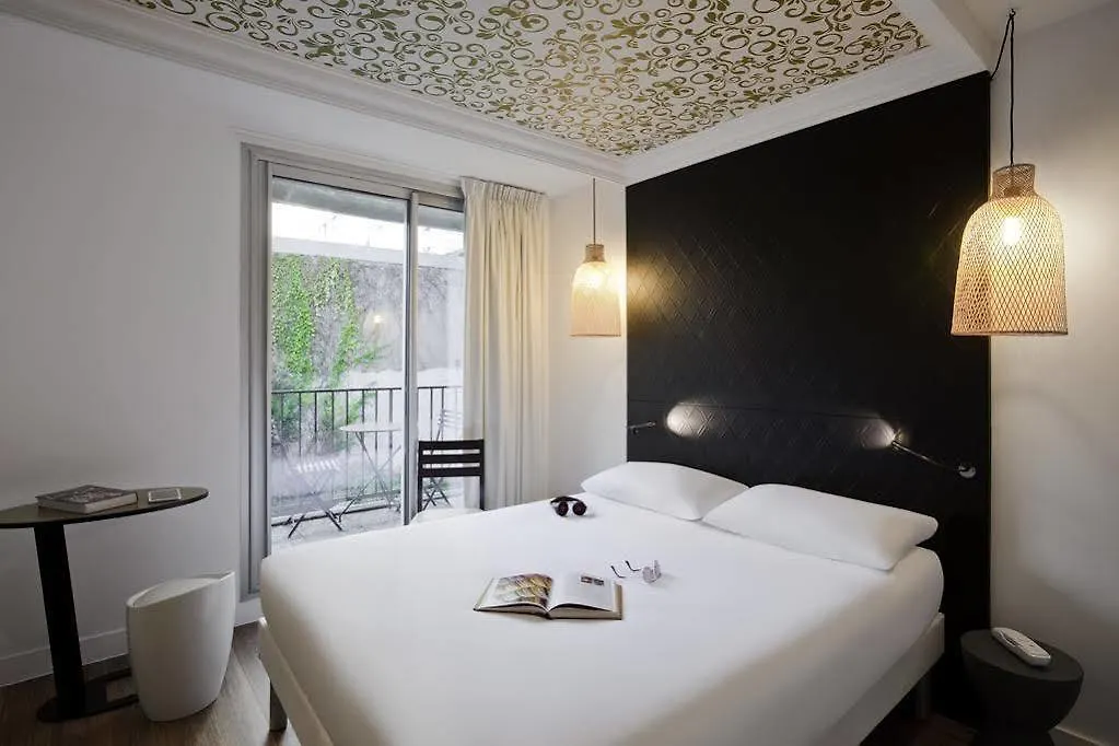 Ibis Styles Buttes Chaumont Paris