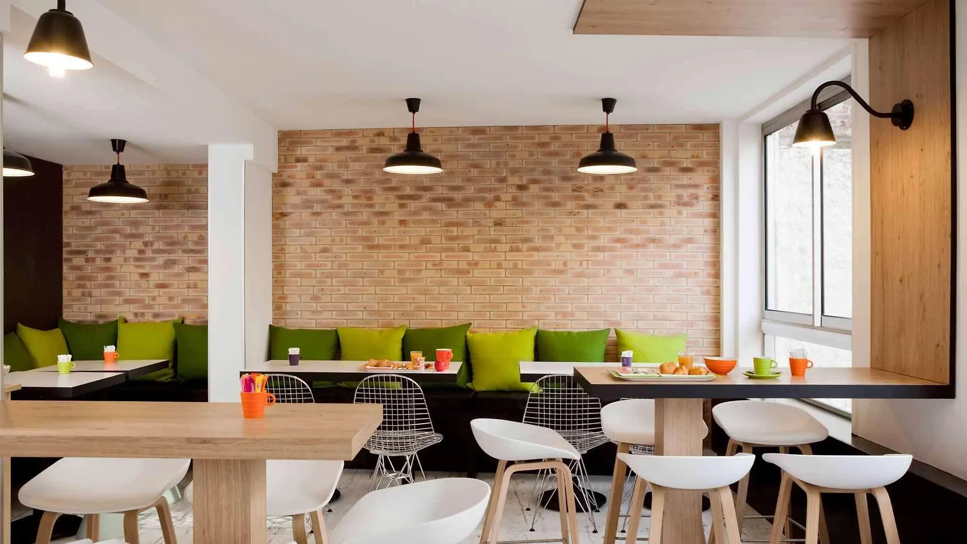 Hotel Ibis Styles Buttes Chaumont 3*